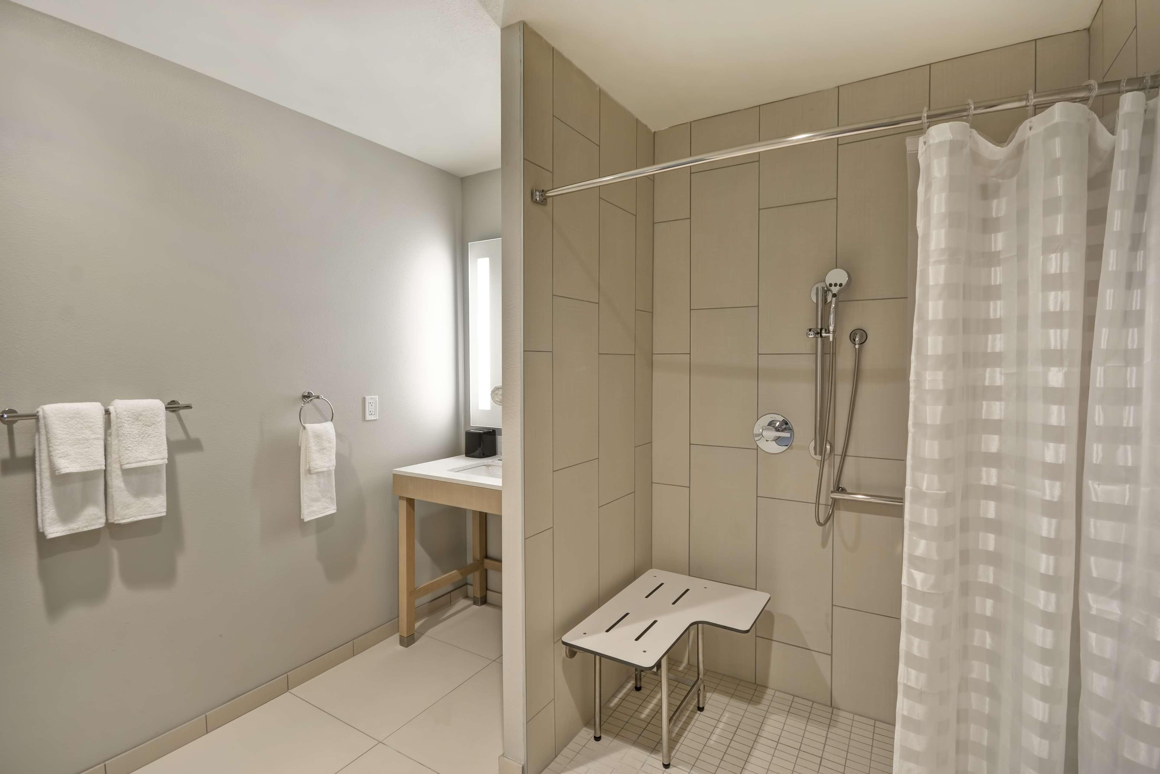Hyatt Place Hotel Fresno